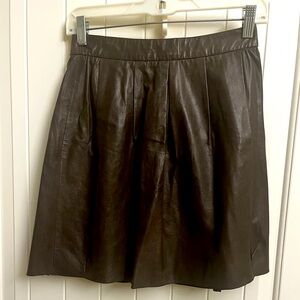 Vince. soft brown leather mini skirt, size XS